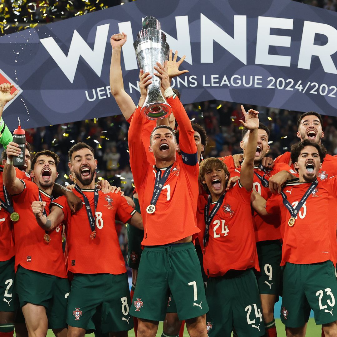 La selección de Portugal celebra su título de la UEFA Nations League 2025